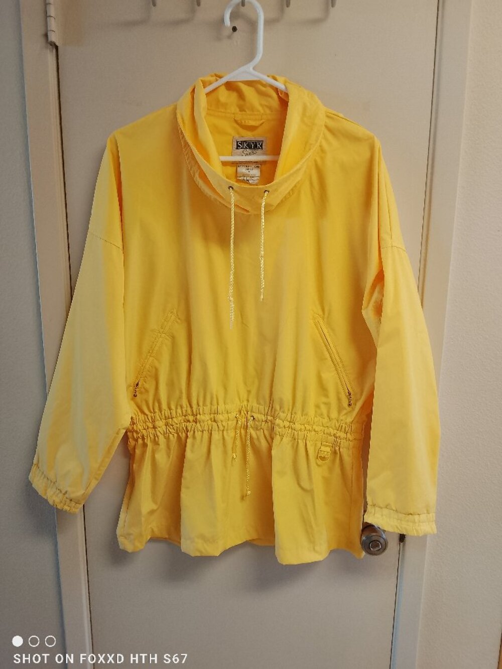 Women's Vintage SKYR Sport Yellow Rain Jacket Medium